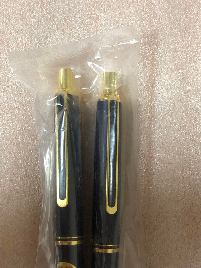 Two vintage style PILOT mechanical pencils in a 2-piece set with metal clip and black barrel