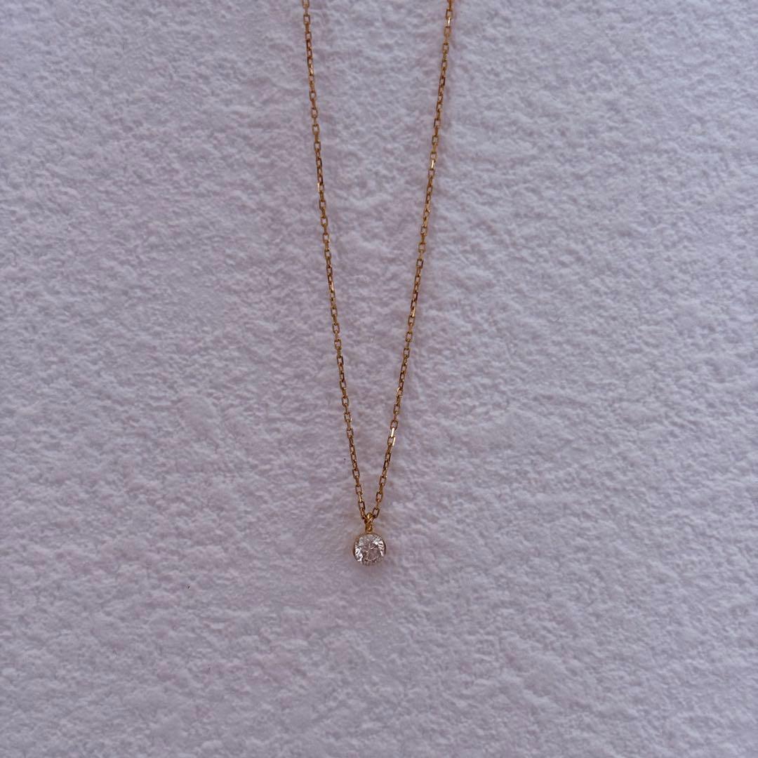 Agete K18 0.15ct diamond necklace with a 45 cm chain displayed on a white background