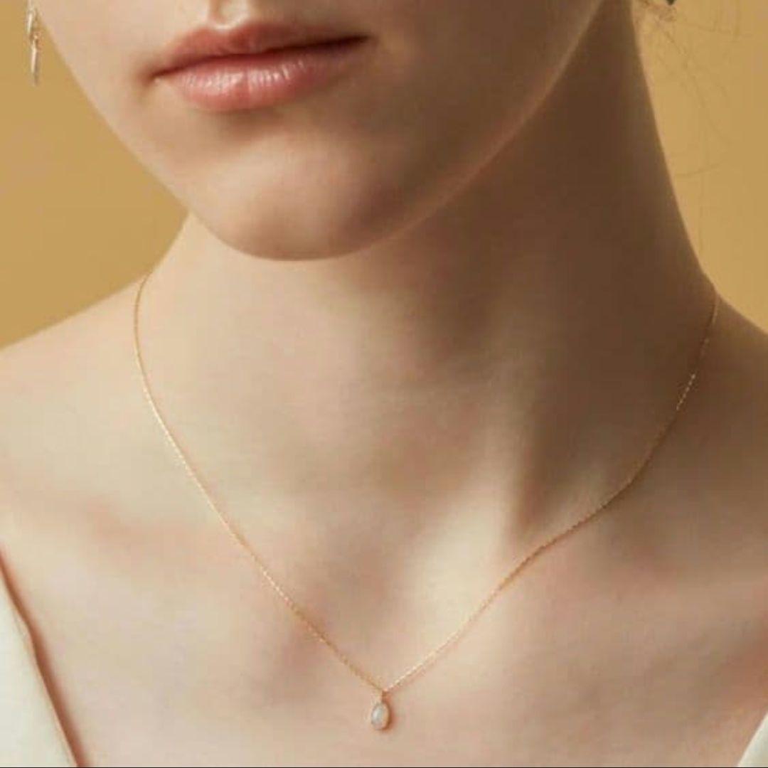 Acut K10 Opal Necklace with 40 cm length featuring opal gemstone set in K10 gold