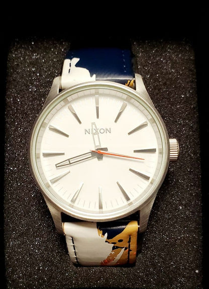 NIXON SENTRY 38 LEATHER WHITE/MULTI Quartz Men's Watch — Japanese