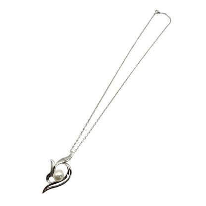 Yamato Akoya pearl Mikimoto silver pendant necklace with 2.8cm x 1.7cm pendant and 39.5cm chain
