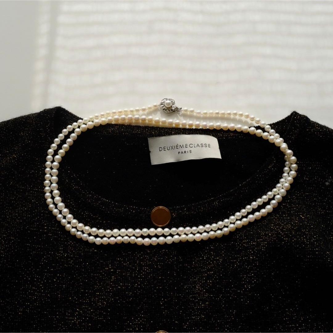 New Akoya pearls genuine baby long necklace 80.5cm with 5.0-4.0mm white pink pearls and silver fittings on display