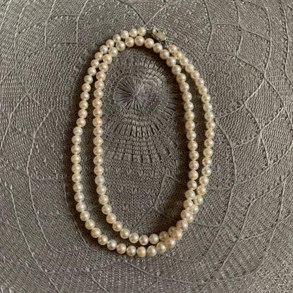 Honka Pearl Akoya Salt Shimi pearl necklace with 7-7.5mm pearls measuring 75cm