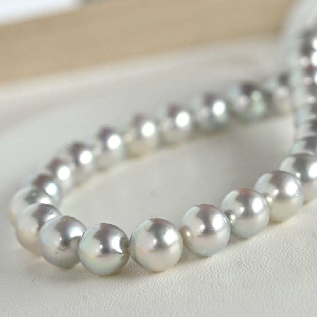 Tossaki Akoya pearl necklace featuring 7-7.5mm round pearls with silver clasp on a 42cm strand