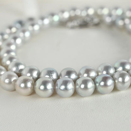 Tossaki Akoya pearl necklace featuring 7-7.5mm round pearls with silver clasp on a 42cm strand
