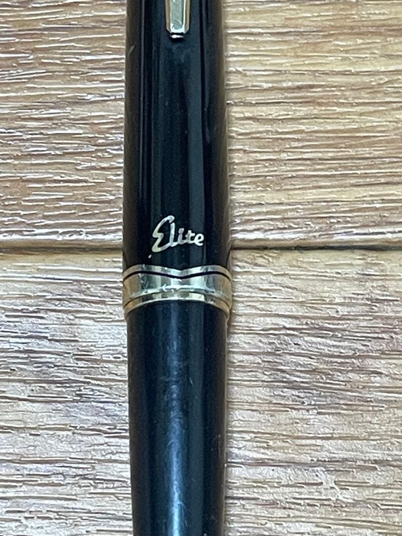 PILOT Elite Fountain Pen in black with 14K gold nib, model 14K-585, shown uncapped on white background
