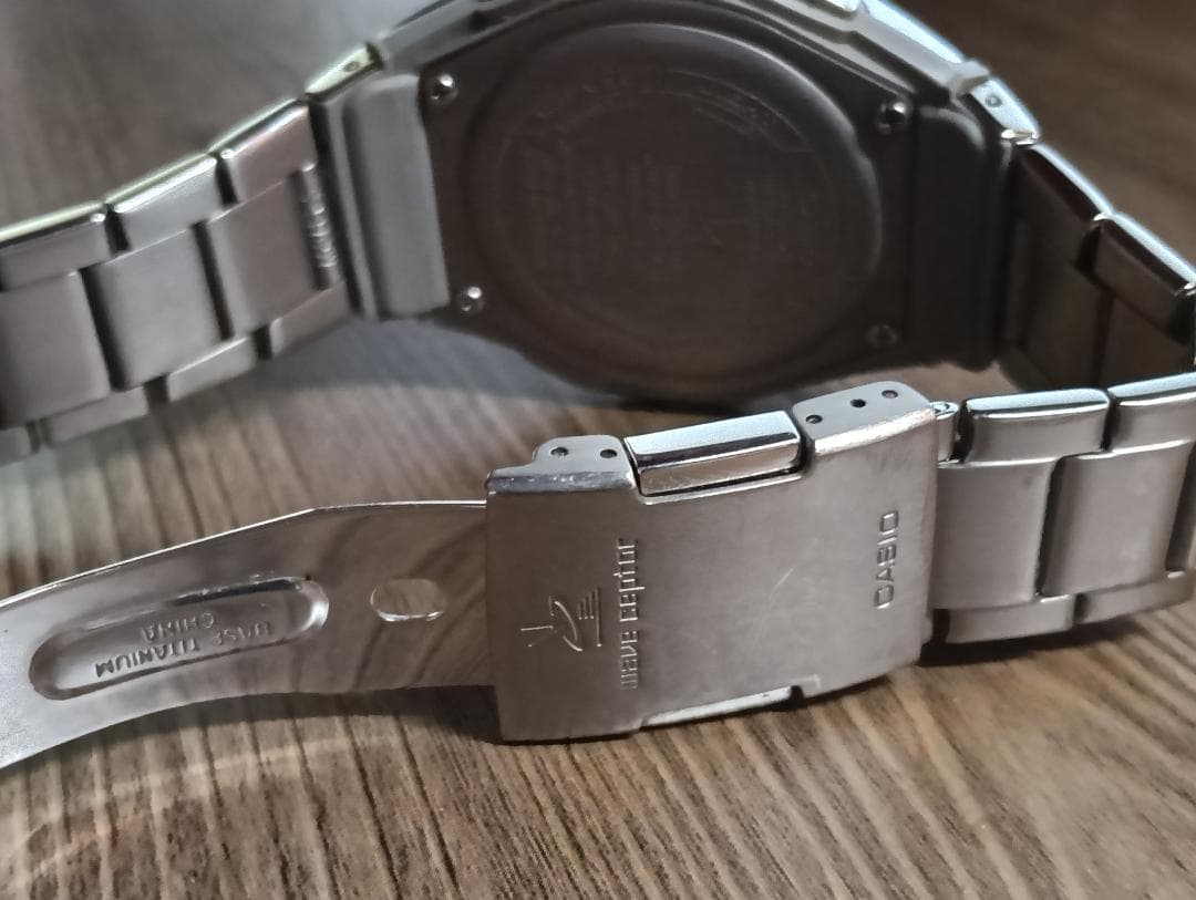 CASIO WVA-M640 Solar Men's Watch — Japanese
