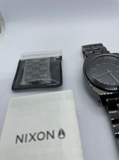 NIXON A045-0</end> Analog Men's Watch — Japanese
