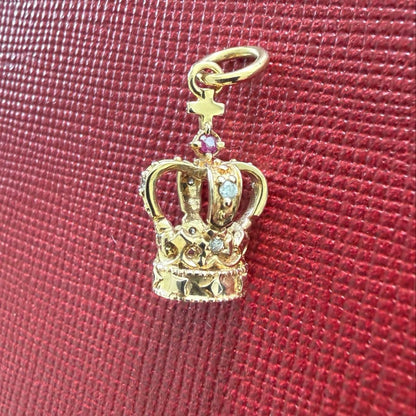 Agete Crown Motif Necklace Charm in K18YG gold with 10mm width and 22mm height including ring