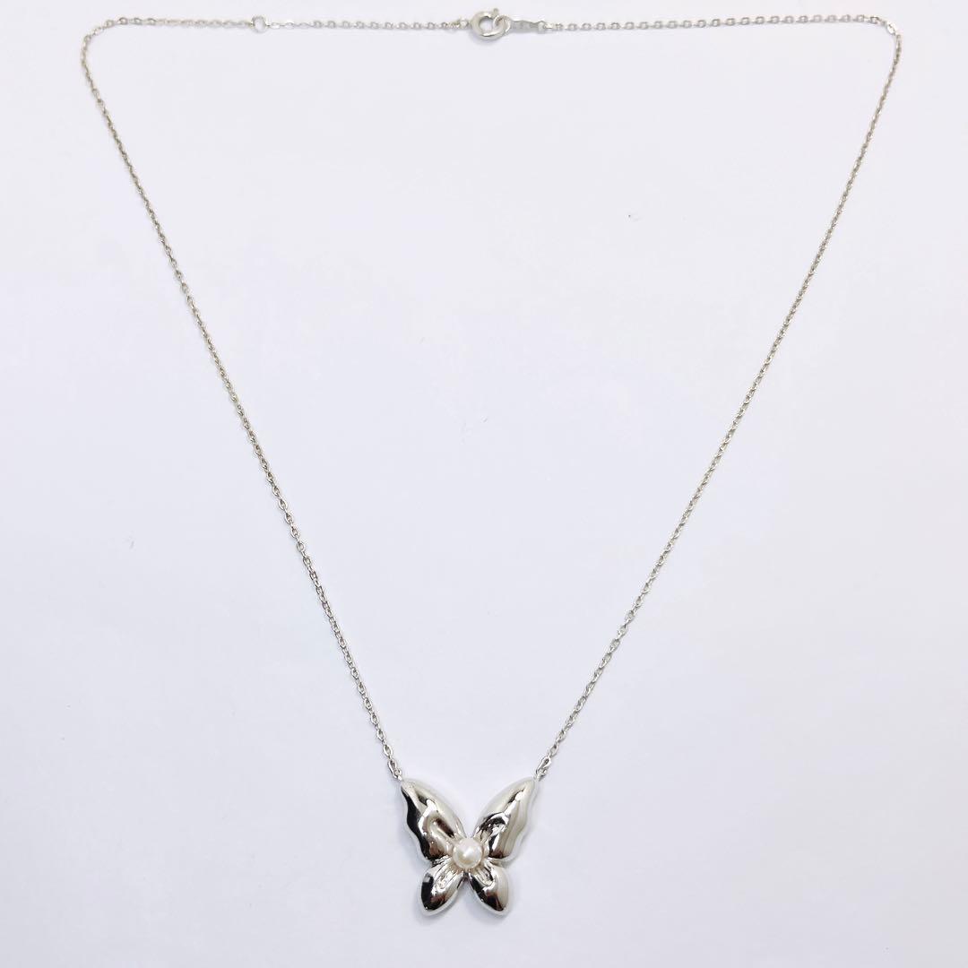 Mikimoto baby pearl butterfly necklace pendant with 4.0mm pearl on silver chain with adjustable length
