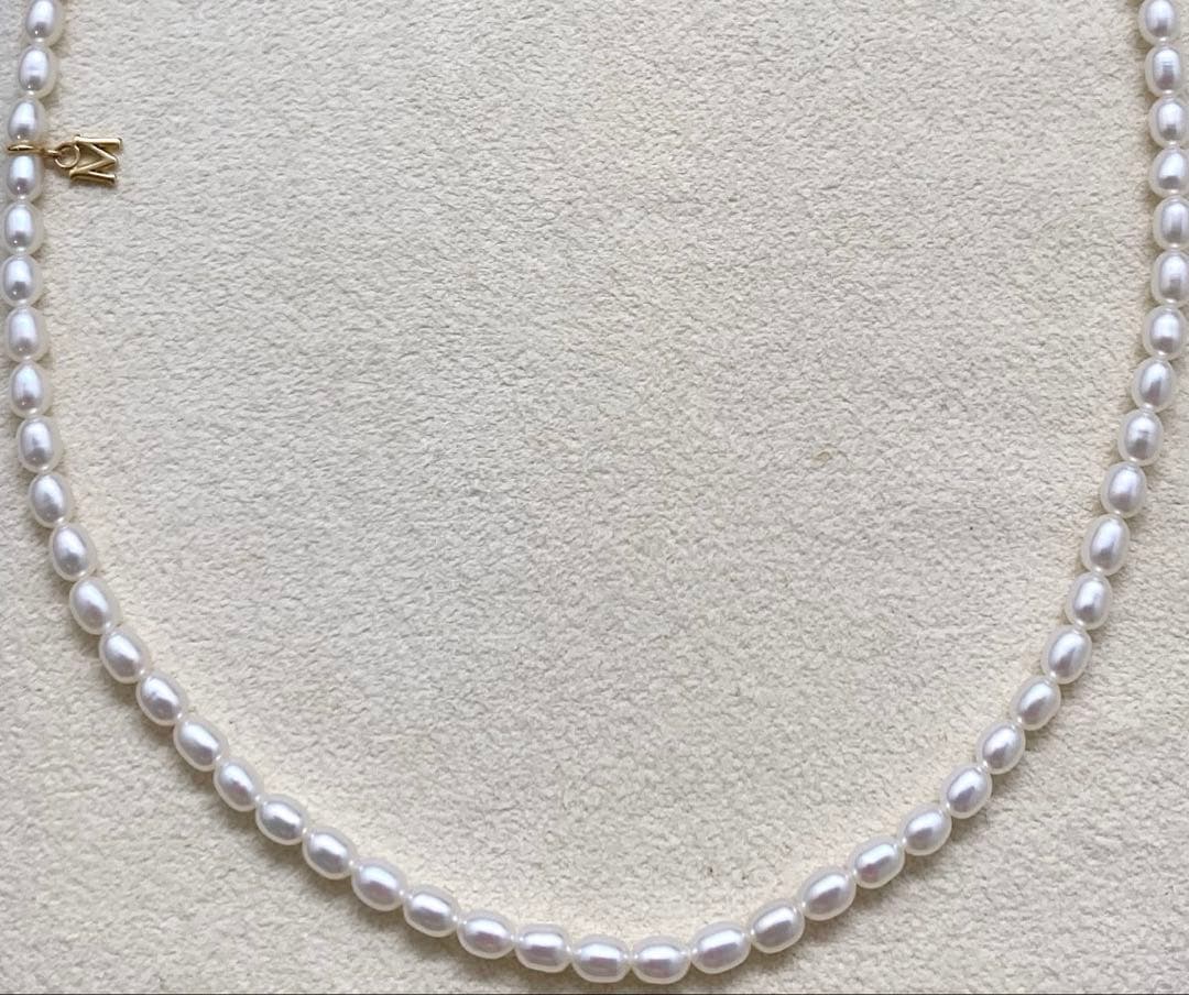 Mikimoto baby pearl necklace with removable M charm in K18 yellow gold clasp, pearls about 5mm, length 41cm