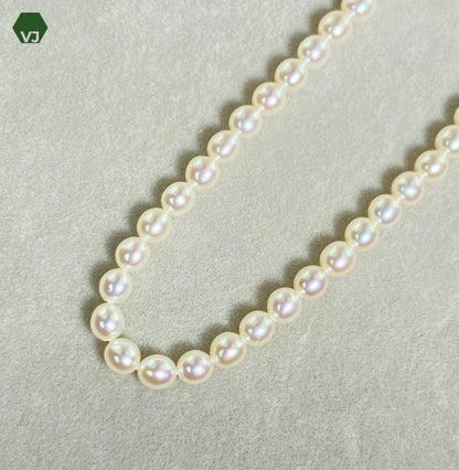 34-15TASAKIK18WG baby pearl necklace in K18 white gold with 3.8mm pearls and adjustable length