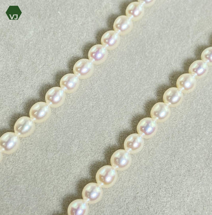 34-15TASAKIK18WG baby pearl necklace in K18 white gold with 3.8mm pearls and adjustable length