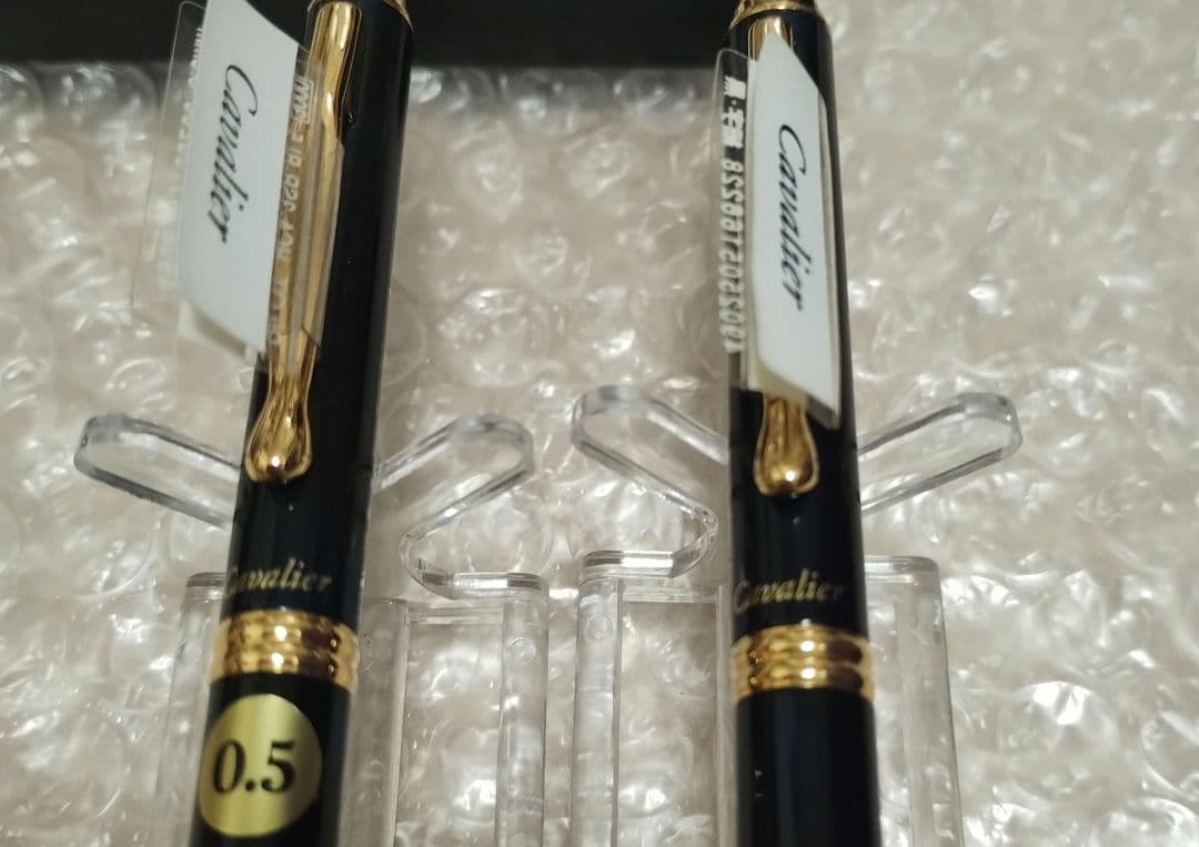 Pilot Cavalier ballpoint pen and mechanical pencil set with black and green marble pattern and included case