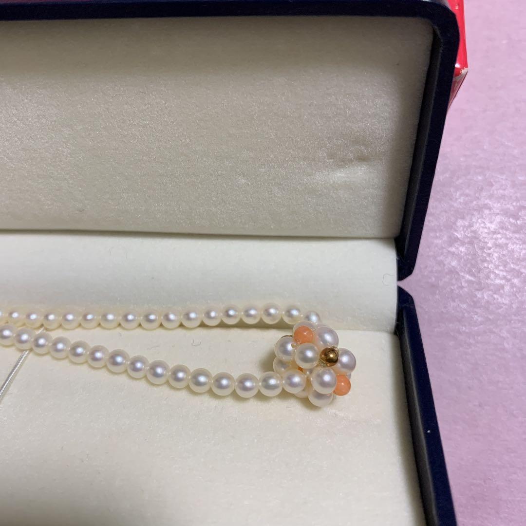 Tasaki Pearl Necklace featuring white and pink pearls with 18K gold chain, 42 cm length