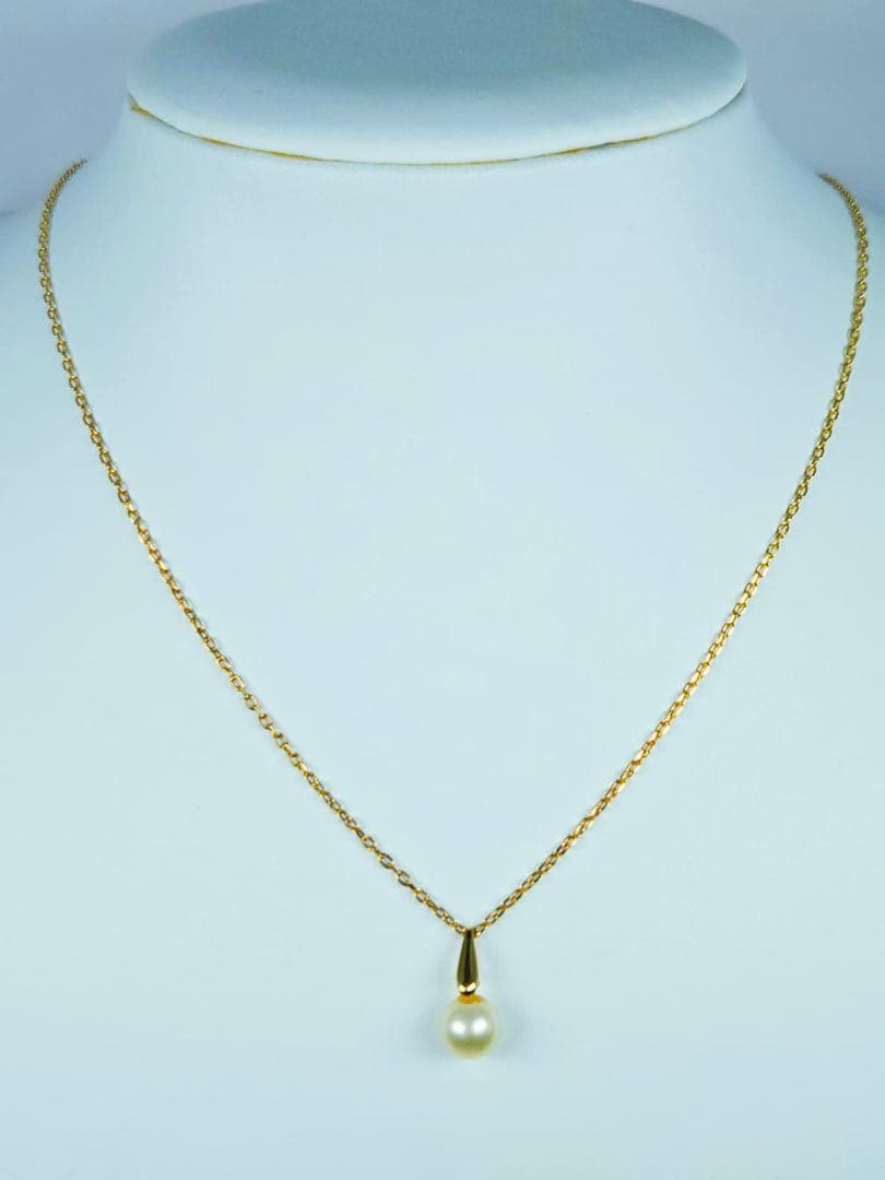 K18 Mikimoto Akoya pearl necklace with 15mm pendant and 40cm gold chain