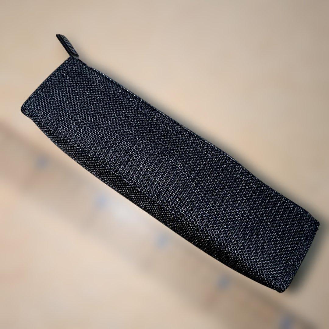 Black Pilot Ballistic Zest pen case measuring 19 cm wide, 4.5 cm high, and 3.5 cm deep