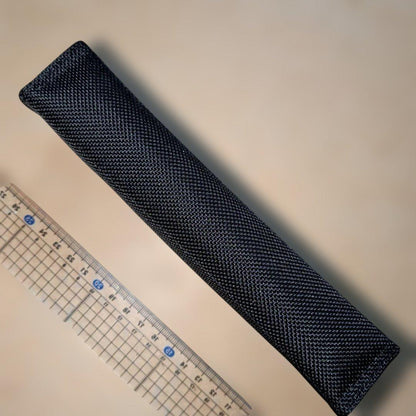 Black Pilot Ballistic Zest pen case measuring 19 cm wide, 4.5 cm high, and 3.5 cm deep
