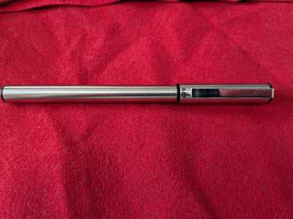 PILOT 3-piece silver writing set including ballpoint pen, fountain pen, and mechanical pencil