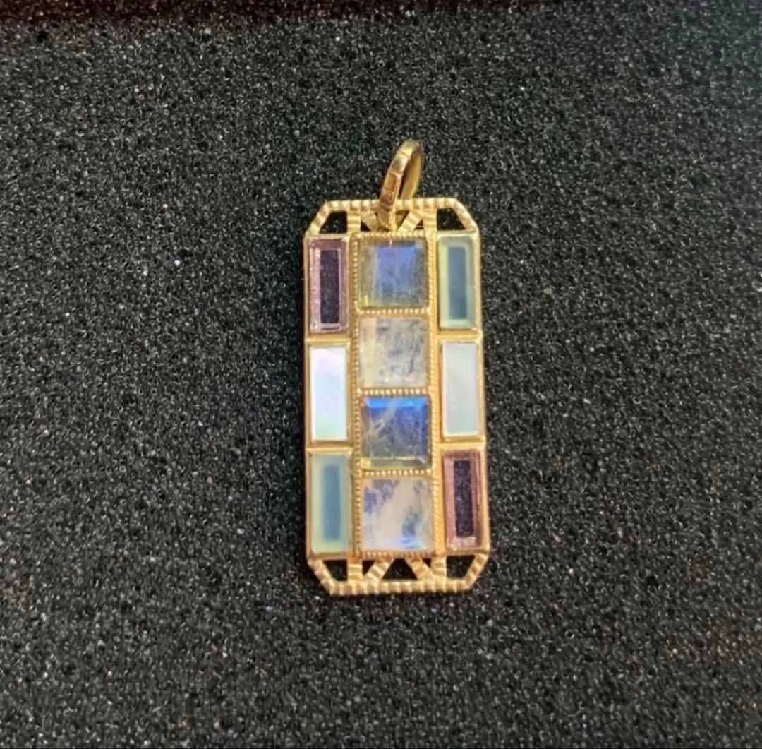 Agete K10 gold necklace charm with multi-stone decorations including labradorite, amethyst, chalcedony, shell, and FE stones
