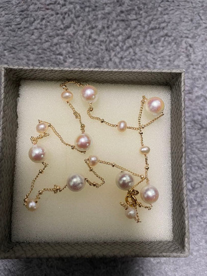 Honpuro Pearl Station Necklace with 7 Akoya pearls and 6 Freshwater pearls on a 45 cm chain