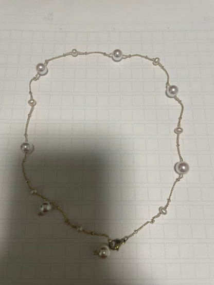 Honpuro Pearl Station Necklace with 7 Akoya pearls and 6 Freshwater pearls on a 45 cm chain