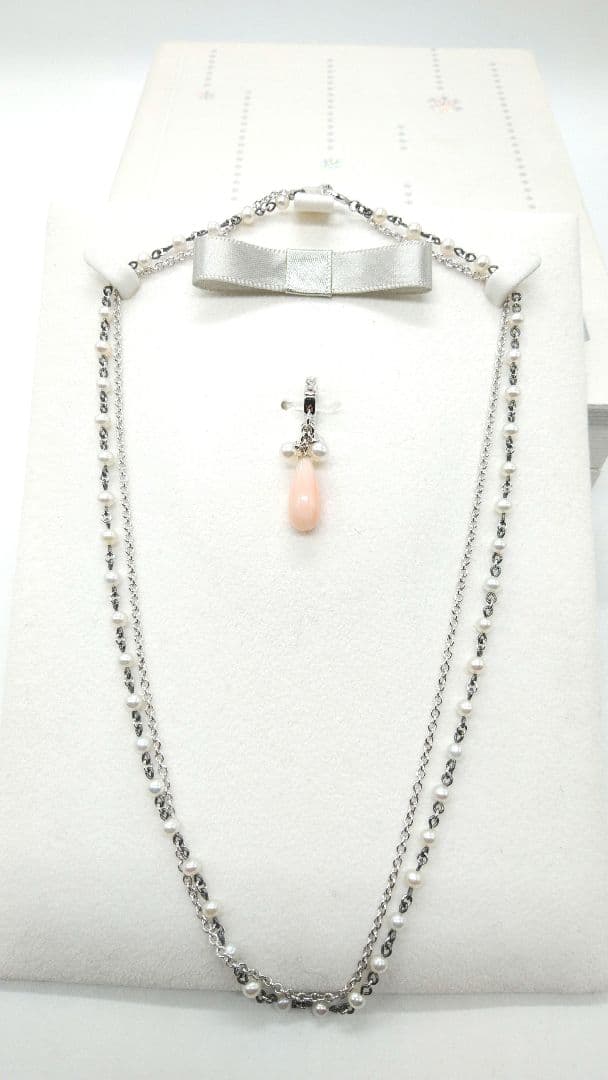 MIKIMOTO Perlita Pearlita three-piece jewelry set with two-strand necklace featuring baby pearls on silver and K18 gold
