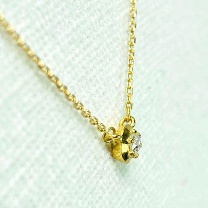 Agete K18YG yellow gold necklace with 0.03ct rose cut diamond pendant on 40.5cm chain