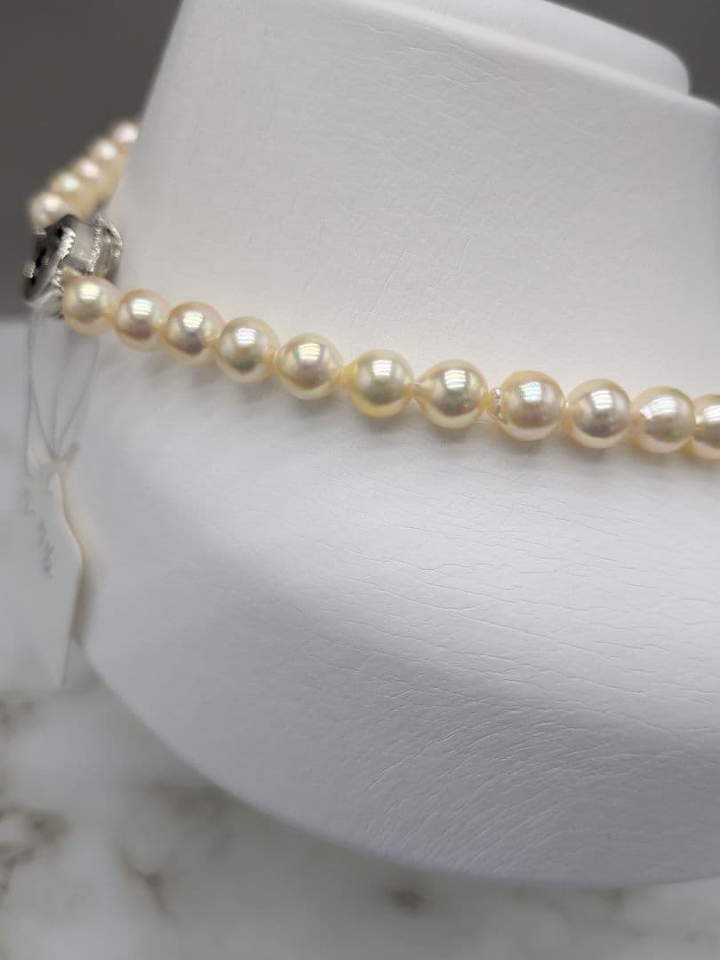 Akoya cultured pearl necklace 7-7.5mm champagne tone with silver fitting, 42.7cm length