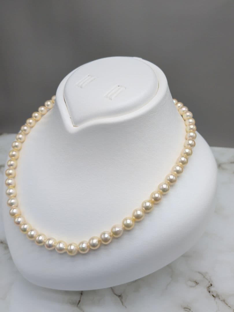 Akoya cultured pearl necklace 7-7.5mm champagne tone with silver fitting, 42.7cm length