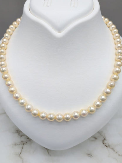 Akoya cultured pearl necklace 7-7.5mm champagne tone with silver fitting, 42.7cm length