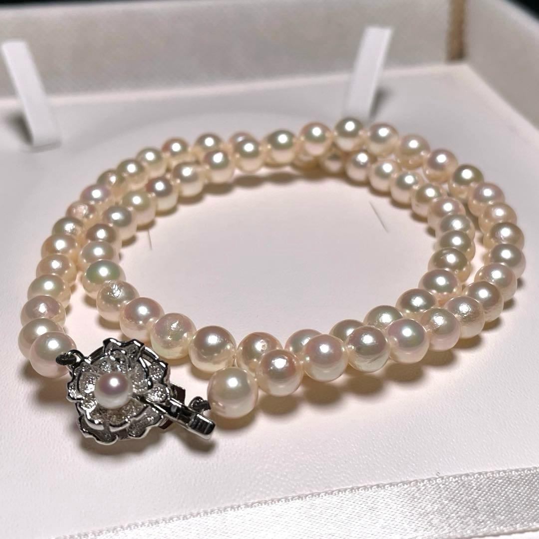 Akoya pearl necklace with 6.0-6.4mm round white pearls on a 42.2 cm silver chain