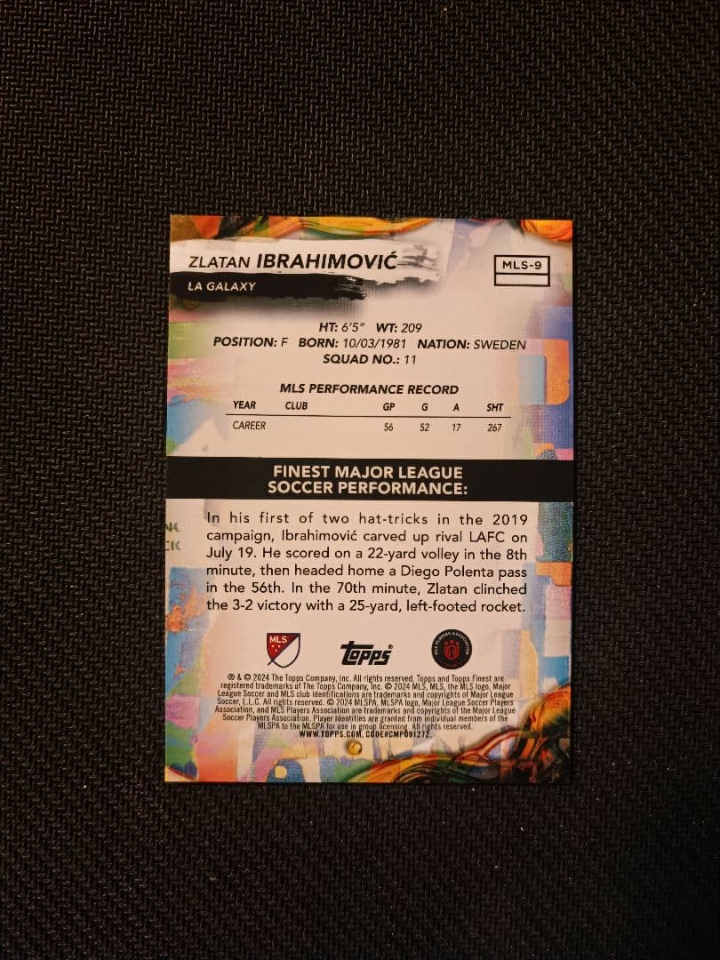 Zlatan Case Hit — Japanese