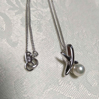 Tasaki Akoya pearl pendant necklace with silver SV925 chain, 22mm x 12mm pendant, 40cm length