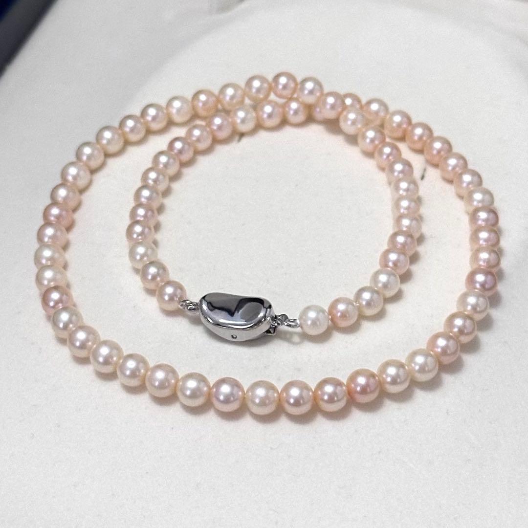 Aoyama Pearl Baby Pearl Necklace with 5.0-5.5 mm pearls on a 41 cm silver chain