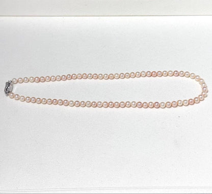 Aoyama Pearl Baby Pearl Necklace with 5.0-5.5 mm pearls on a 41 cm silver chain