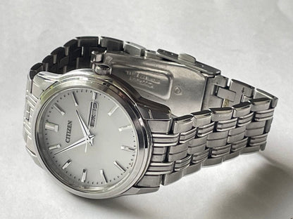 Citizen E101-S091888 Solar Men's Watch — Japanese