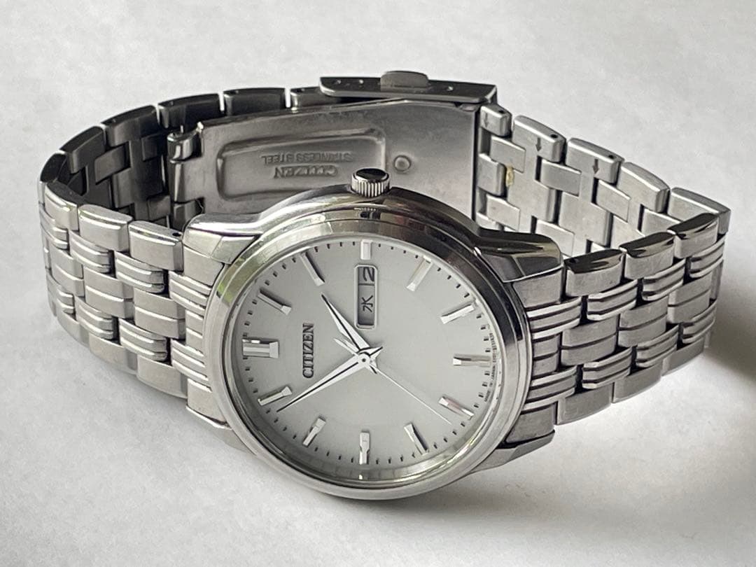 Citizen E101-S091888 Solar Men's Watch — Japanese