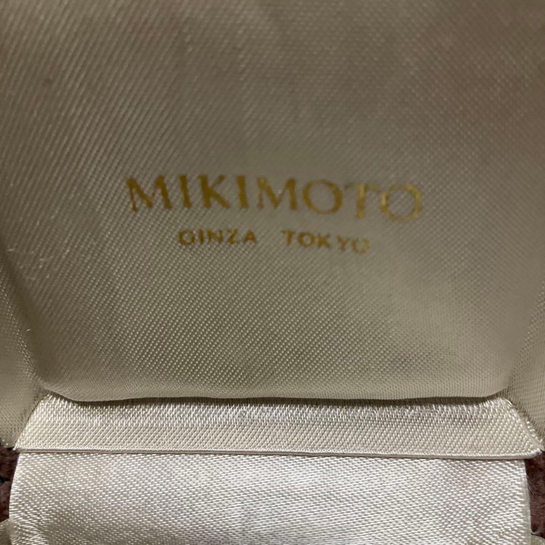 Mikimoto Akoya pearl necklace with silver pendant displayed with dedicated case