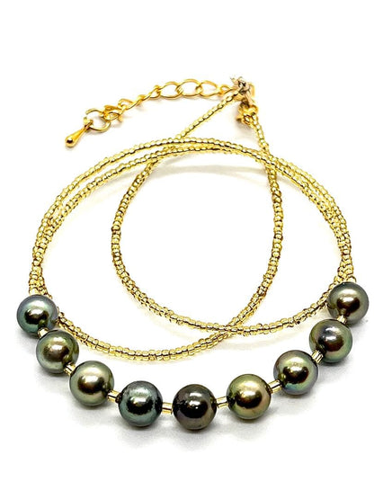 Akoya pearl necklace with peacock green pearls and K18 Italian gold leaf accents, 45-50 cm length
