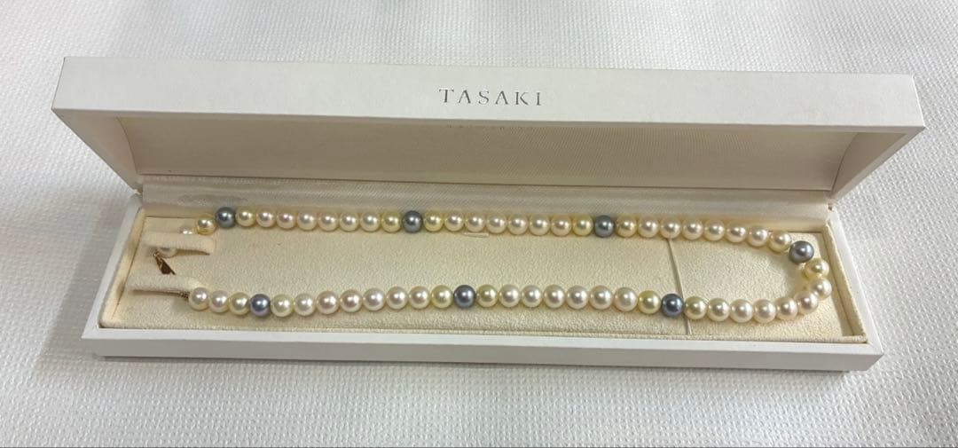 TASAKI multi-color Akoya pearl necklace with 6.5-6.9mm pearls and K18 yellow gold chain, 43cm length