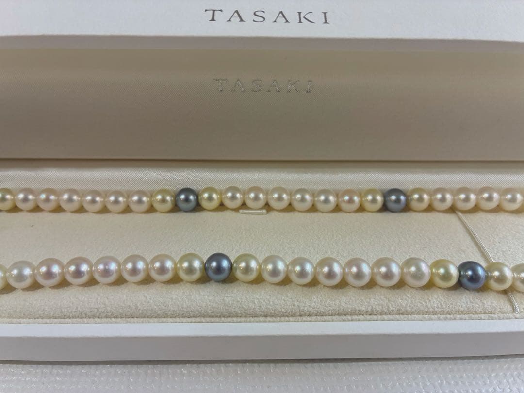 TASAKI multi-color Akoya pearl necklace with 6.5-6.9mm pearls and K18 yellow gold chain, 43cm length