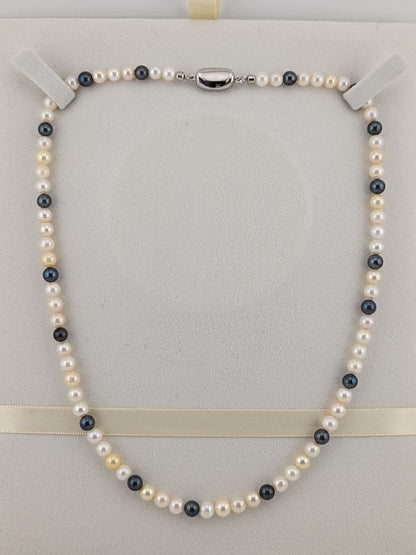 AM117 Akoya Baby Pearl Necklace with yellow, black, and white pearls and silver SV925 clasp, 45cm long