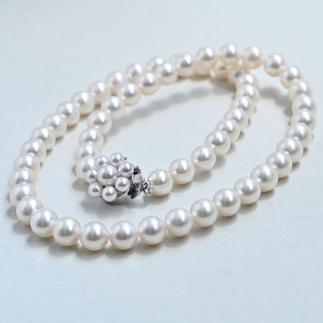 Highest grade Hanadama Akoya pearl necklace by Tasaki with 7.5mm pearls and 42cm length
