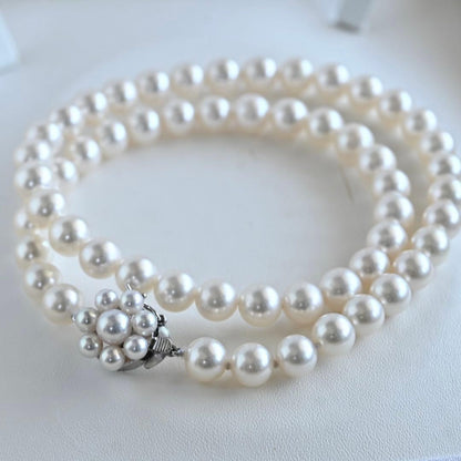 Highest grade Hanadama Akoya pearl necklace by Tasaki with 7.5mm pearls and 42cm length