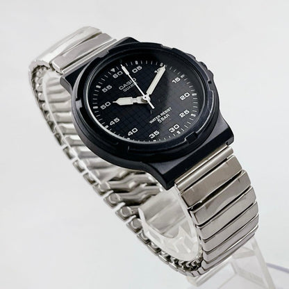 CASIO MW-30 Analog Men's Watch — Japanese