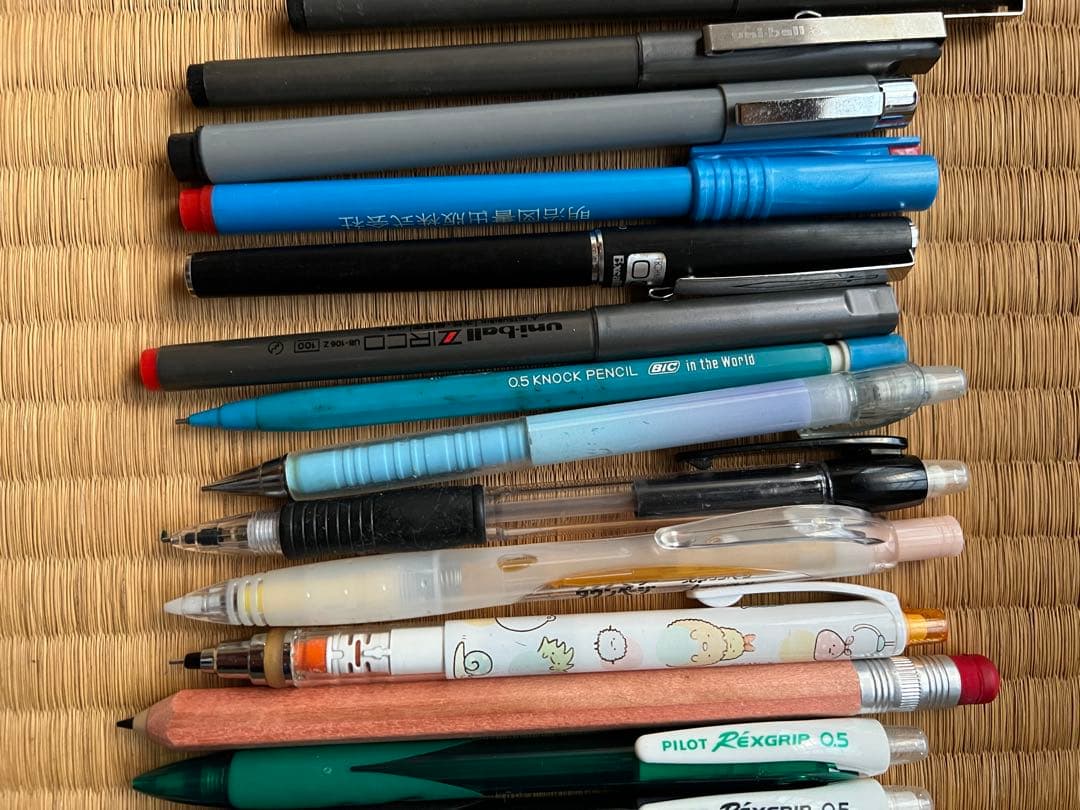 Pilot Kurtoga mechanical pencil with scraper stitch detailing and metal clip