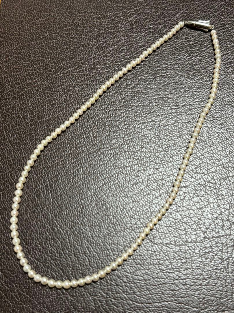 Tasaki Baby Pearl Necklace with white pearls on SV925 silver chain, 42cm length