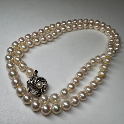 Akoya Pearl Aurora Color Necklace featuring 7.55mm pearls weighing 47g with included case