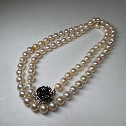 Akoya Pearl Aurora Color Necklace featuring 7.55mm pearls weighing 47g with included case
